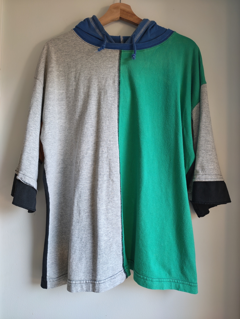 Source Unknown Green & Gray Colorblock Hoodie with Blue Hood
